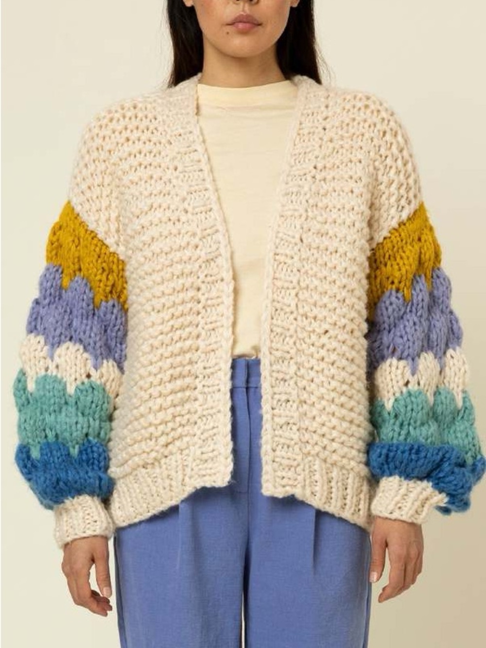 FRNCH ODILLE CHUNKY CREAM CARDIGAN WITH STRIPED PASTEL RAINBOW SLEEVES